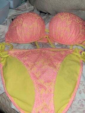 Victoria's Secret Pink Lace Bikini Top with Yellow Lining